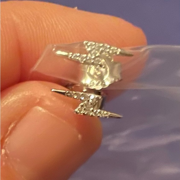 Tocara Olivia earrings sterling silver and diami - Picture 2 of 2